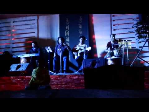 Cover Song - O Re Piya - Live By Sutra Band ( Singer - Suraj Thapa ) -2013