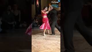 Virginia Vasconi, Julio Balmaceda, vals, en Salon Canning, milonga, Parakultural, tango Buenos Aires