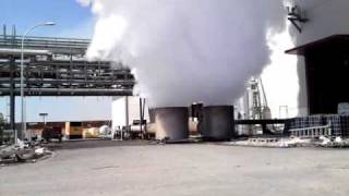 preview picture of video 'Palma Del Rio thermal solar steam blow'