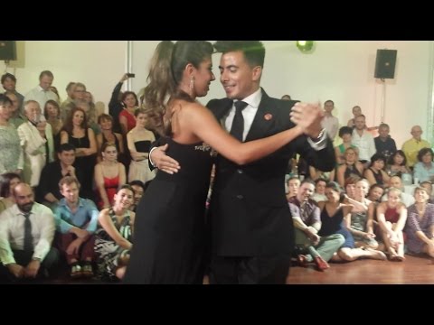 Roxana Suarez & Sebastian Achaval - La Rumbita