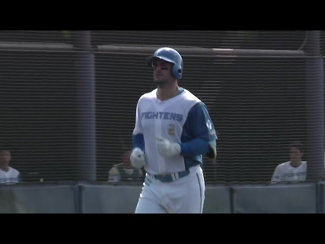 【ファーム】2打席連発!! ファイターズ・マルティネス バックスクリーンへソロホームランを放つ!! 2025年8月24日 北海道日本ハムファイターズ 対 読売ジャイアンツ