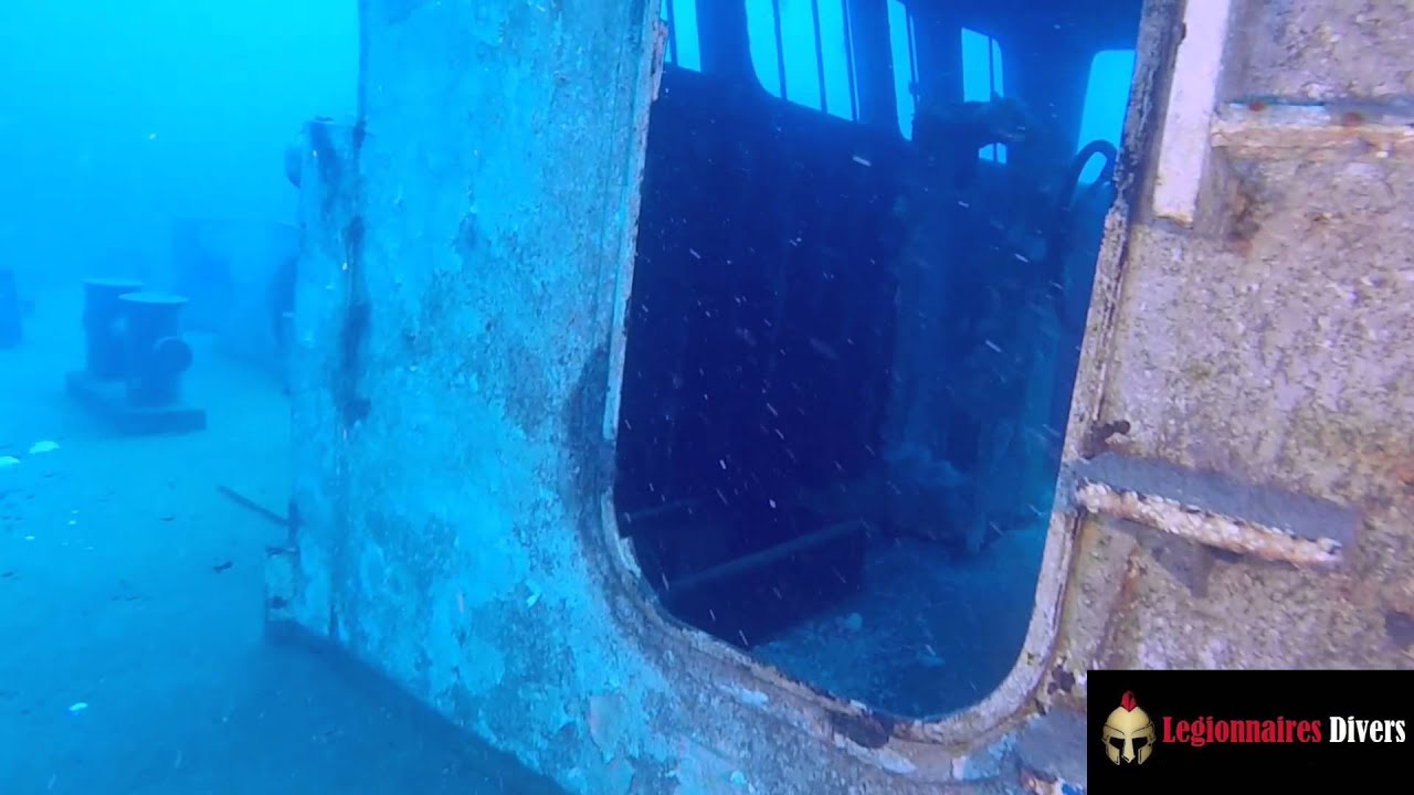 Constantis'wreck - Limassol -   December 2014