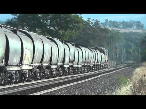 grain train from Goulburn to cootamundra jan 2016