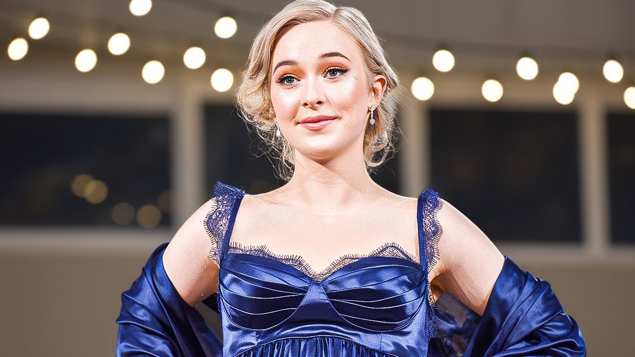 Shy Boy’s Stunning Transformation Shocks Everyone [Crossdressing Stories / MtF Transition]