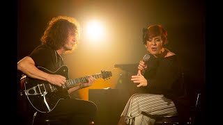 Triste Sera Music Video