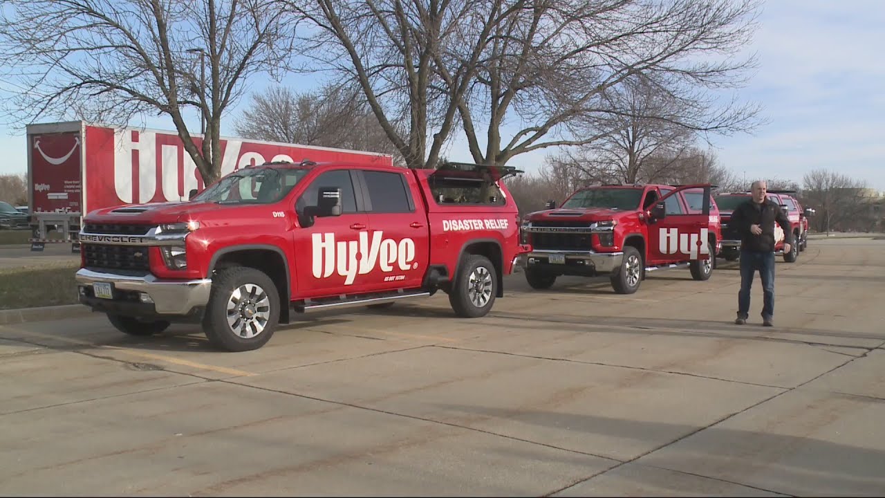 Hy-Vee rolls out disaster recovery fleet to help survivors of Hurricane Ian