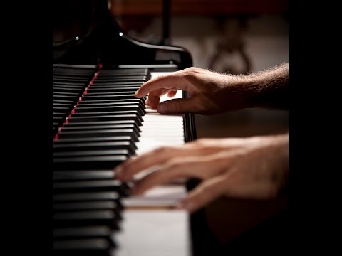 Faramarz Aslani | Age ye rooz | Piano played by Mohsen Karbassi | محسن کرباسی | اگه یه روز بری سفر