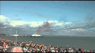 preview picture of video 'Red Arrows FULL DISPLAY : Airbourne: Eastbourne International Airshow 2014 : Saturday'