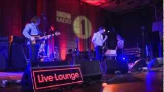 Video thumbnail of "Arctic Monkeys - Hold On, We're Going Home (Drake) in the Live Lounge"