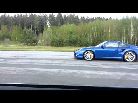First race Porsche 911 Turbo S vs Manhart Racing BMW M6 Coupe Stage 4 V8 TwinTurbo