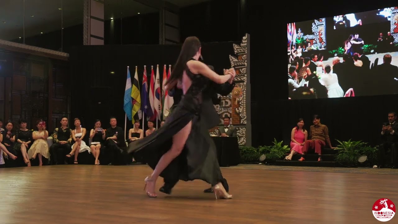 TANGO IN BALI 2024 - Leandro Palou y Maria Tsiatsiani (2)
