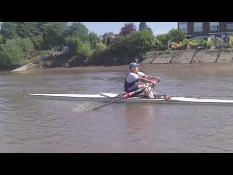 sculling courses at Tideway Scullers School