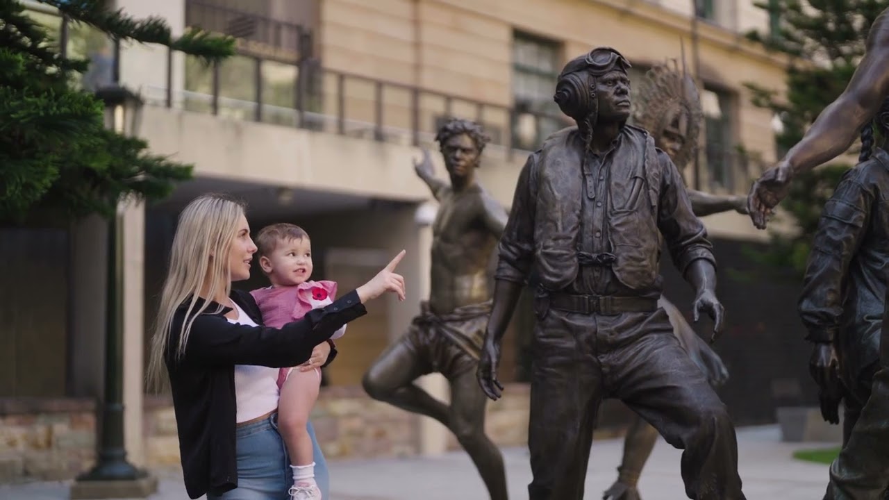 Discover a peek into ANZAC Square Memorial & Gallery.
