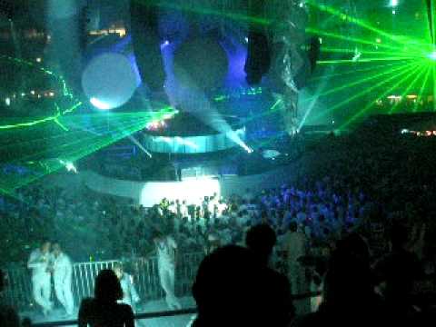 Sensation White 2009 Best Laser Show Tocadisco Prague Praha