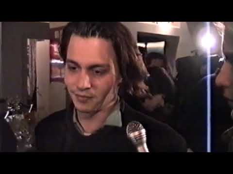 Johnny Depp says "I have a little rat in my throat" in Swedish - WEGG premiere