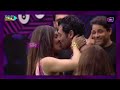 Aakansha Jad Kiss Scene Kiss Scene In Bigbossott