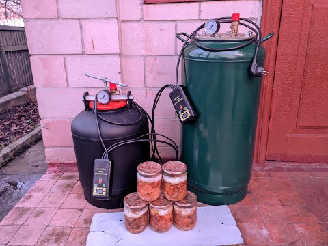 Электрический автоклав ЛАН. Распаковка, сравнение моделей с винтовой и с фланцевой запиранием крышки