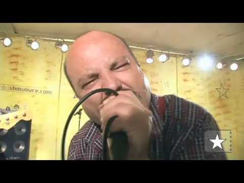 "Papai Noel Velho Batuta" - Garotos Podres no Estúdio Showlivre 2007