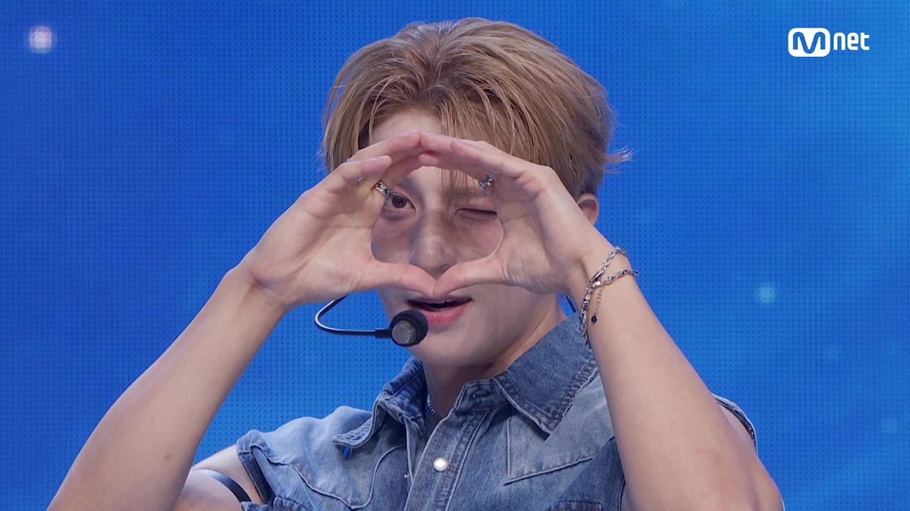 'COMEBACK' 최성윤(Y) - BLUE MOON #엠카운트다운 EP.936 | Mnet 260709 방송