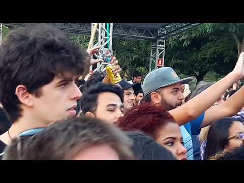 Marcelo Jeneci e Tulipa Ruiz - Felicidade