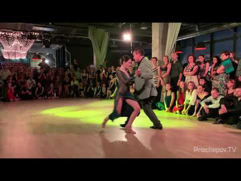 Mariano Chicho Frumboli and Laura Elizondo, 5-5, Planetango XXIII, Alfredo De Angelis-Pobre Flor