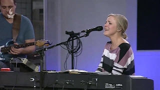 Don't Let Shame Keep You Away // Lesley Phillips // Prayer Room Worship with the Word