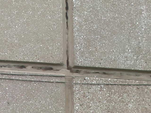 Ангарские «хрущёвки» трещат по швам