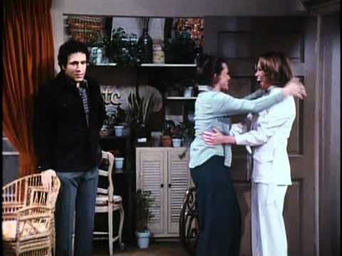 Rhoda - S01E25 - Along Comes Mary