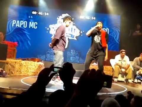 PAPO MC vs KODIGO 8º Batalla de los Gallos Red Bull 2013 ARGENTINA