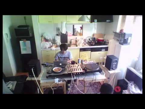 Madegg Live at LIVING ROOM 1