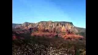 preview picture of video 'Long Approach, Pattern & Landing at Sedona Airport, Sedona, Arizona'