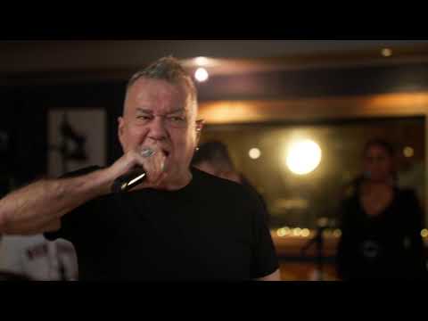 Jimmy Barnes - Flame Trees (Live from Music From The Home Front 2021)