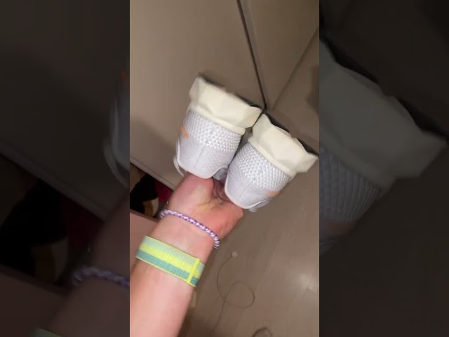 Vídeo relacionado con New Balance FuelCell Propel - Tenis para Mujer, Beige/Granito Rosa, 37 EU