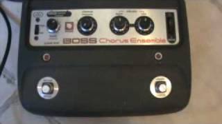 Video thumbnail for Boss CE-1 Chorus Ensemble demo by Pacafeliz
