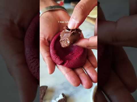 *60 SECOND* RED VELVET LAVA COOKIE AT HOME
