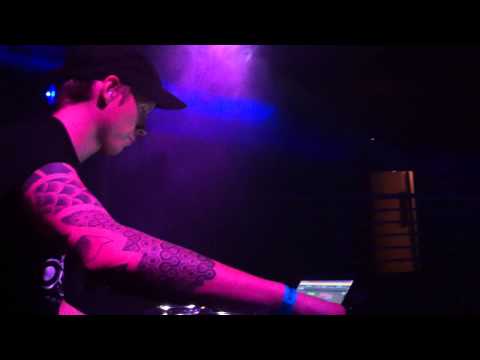 Tripped live @ Pounderz