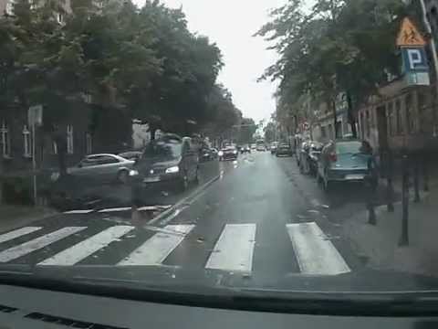 Przejazd ulicami strefy 30 w Katowicach