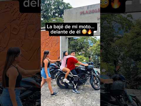 La bajé de mi moto… delante de él #pareja #diviorce #traicion  #shortvideo #suscribete #viralshorts