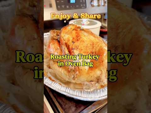 Super moist turkey in the oven bag.  #foodie #food #family #Thanksgiving #yummy