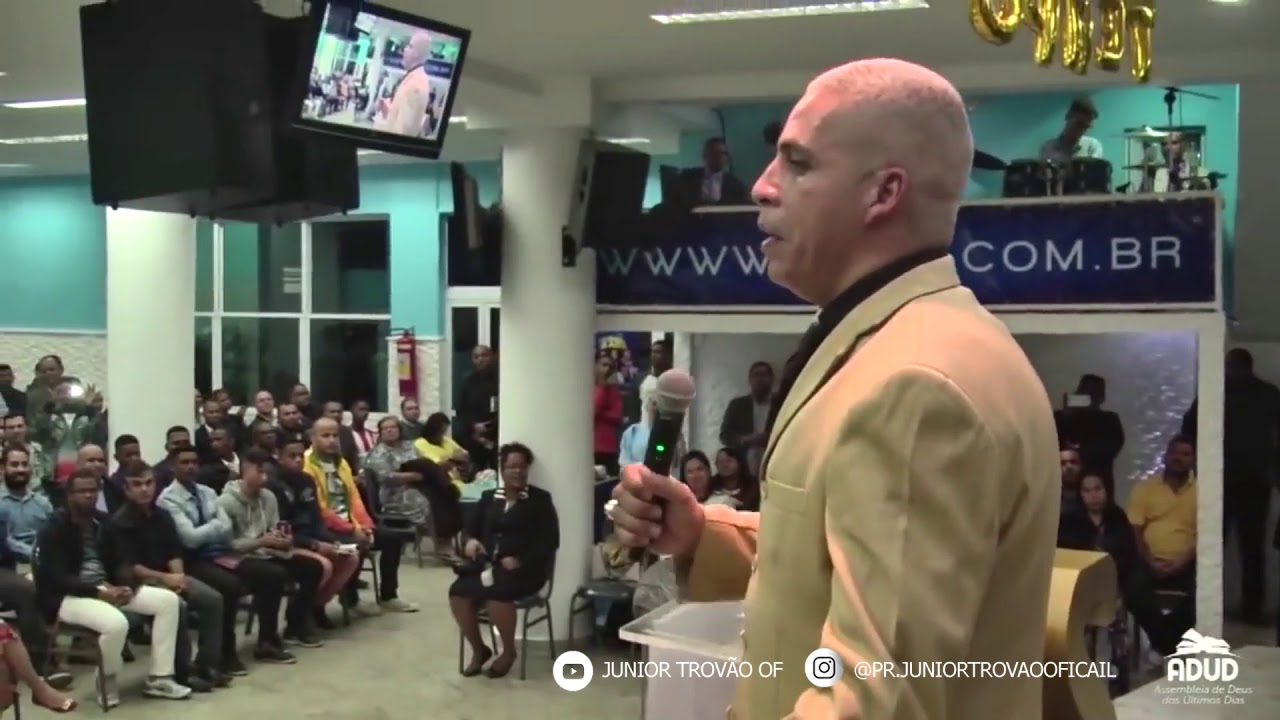 Se ninguém desse ouvidos ao fofoqueiro a fofoca não cresceria - Pastor Júnior Trovão