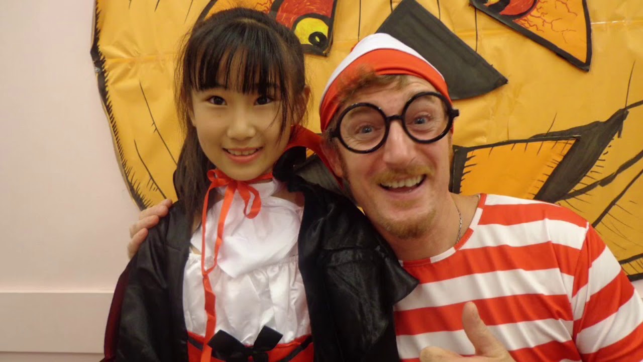 アイレ英会話学校のハロウィンパーティー