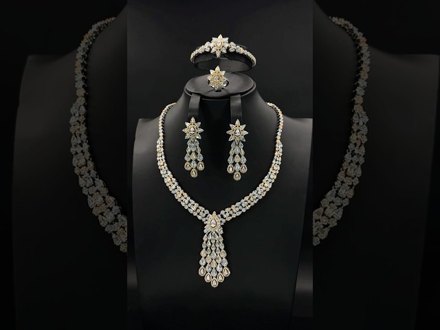 طقم زيركون فضي مكس ذهبي أنيق بإصدار خاص دقة الماس...