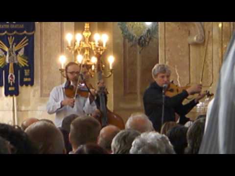 Hradišťan a solo na perkuse Josef Fojta