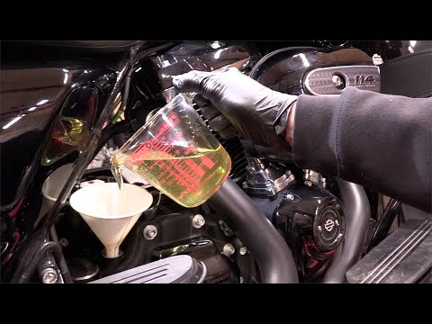 Transmission Oil Change: Harley Davidson Milwaukee Eight "Street Glide" !
