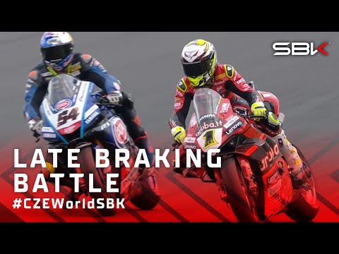 Razgatlioglu und Bautistas bemerkenswerter Kampf im zweiten Rennen in Most ⚔️ | #CZEWorldSBK 🇨🇿