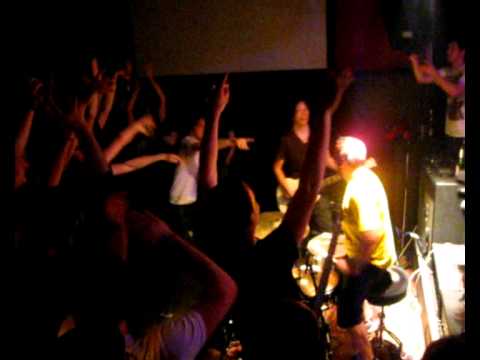 Of Quiet Walls - f.m.o.t.p. (last song ever played!!) - live