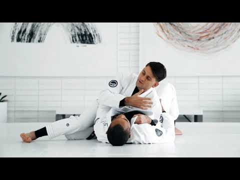 CROSS STEP PASS FROM LEG WEAVE