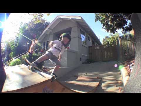 4 Year Old Skateboarder Rips.mov