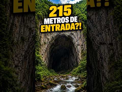 A caverna de São Paulo com uma entrada de 215 metros