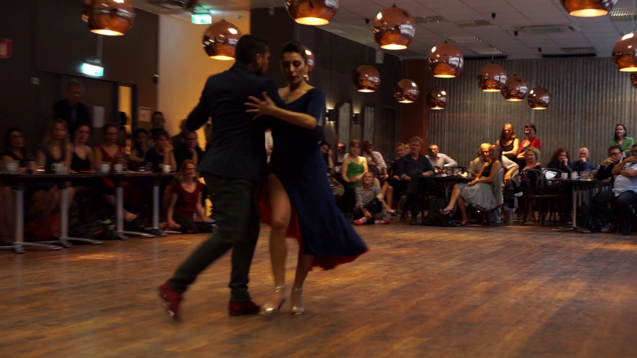 Video thumbnail for Octavio Fernandez & Soledad Larretapia  4/4   3es Esquinas  2017 05 14